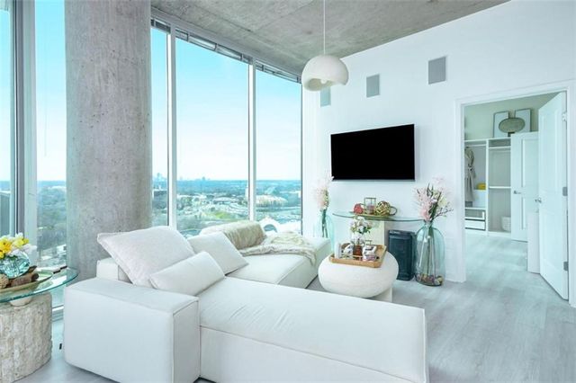 361 17th Street 2122, Atlanta, GA 30363