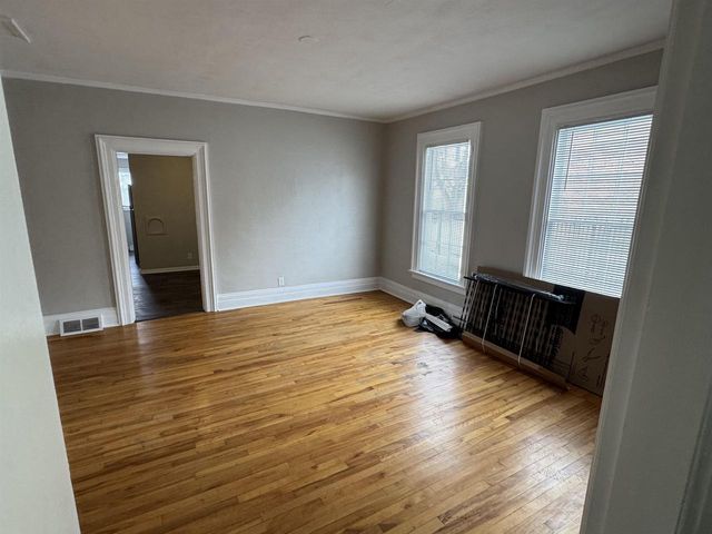 921 W Grand Avenue, Beloit, WI 53511