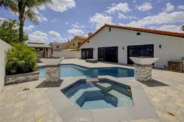 9450 Tampa, Northridge, CA 91324