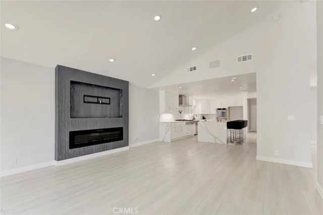 9450 Tampa, Northridge, CA 91324