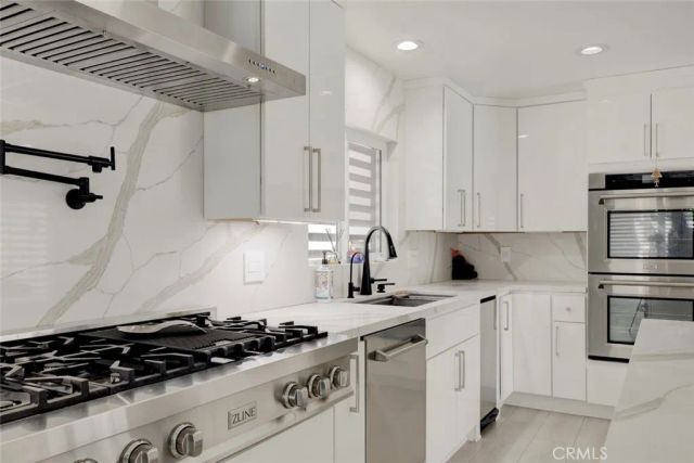9450 Tampa, Northridge, CA 91324