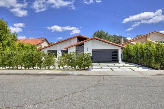 9450 Tampa, Northridge, CA 91324