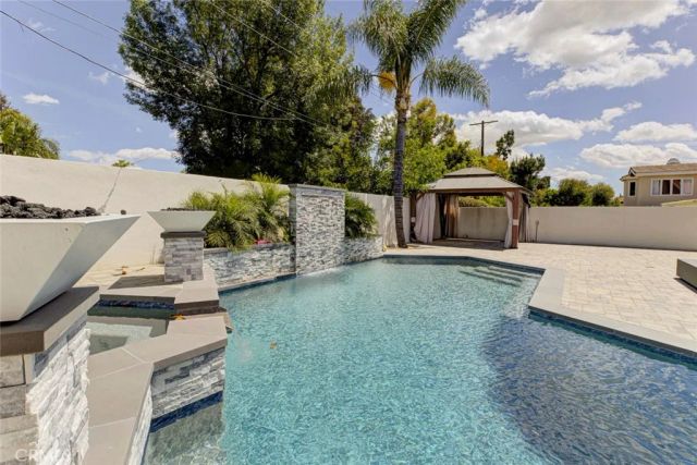 9450 Tampa, Northridge, CA 91324