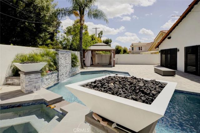 9450 Tampa, Northridge, CA 91324
