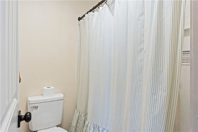 9 NW K Place, Bentonville, AR 72712