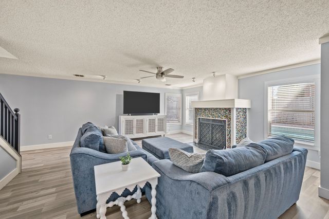 332 Cortland Circle, Roanoke, TX 76262