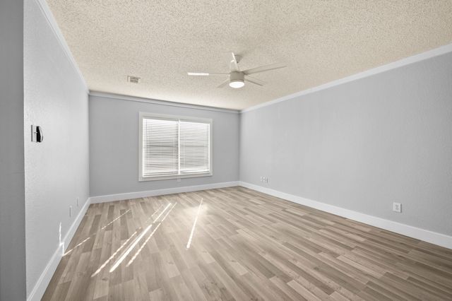 332 Cortland Circle, Roanoke, TX 76262