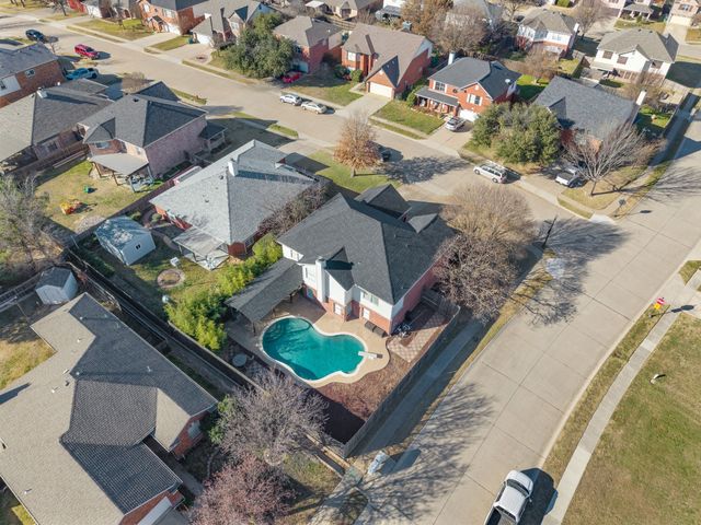 332 Cortland Circle, Roanoke, TX 76262