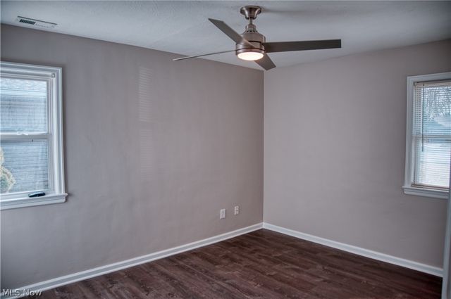 9272 W Ridgewood Drive, Parma Heights, OH 44130