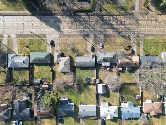 9272 W Ridgewood Drive, Parma Heights, OH 44130