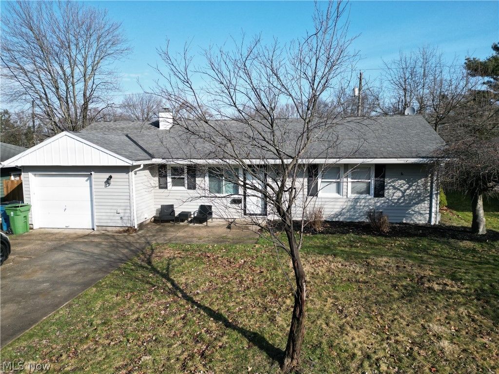 9272 W Ridgewood Drive, Parma Heights, OH 44130