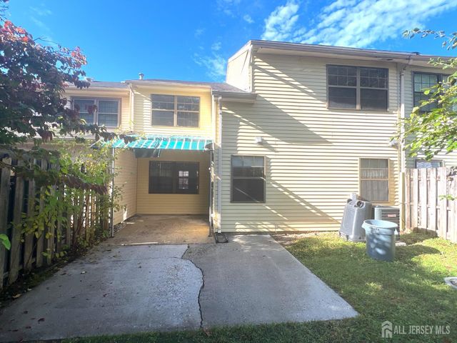 18 Adams Court, East Brunswick, NJ 08816