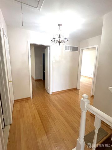 18 Adams Court, East Brunswick, NJ 08816