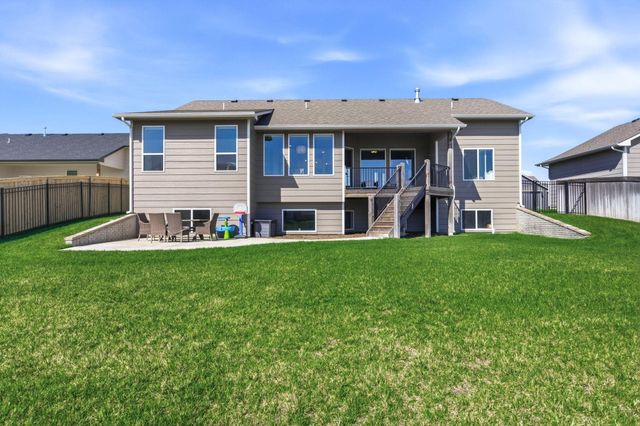 2714 N Bracken St, Wichita, KS 67226
