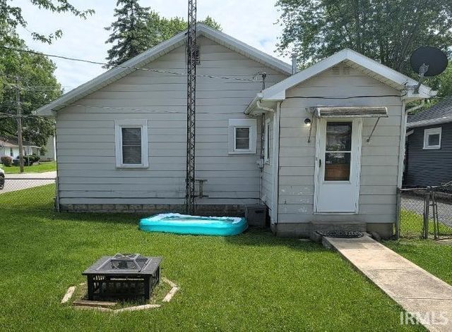 2318 E 8th Street, Muncie, IN 47304