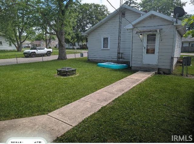 2318 E 8th Street, Muncie, IN 47304