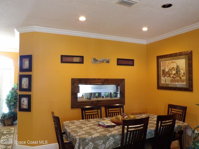 315 Bryn Mawr Avenue NE, Palm Bay, FL 32907