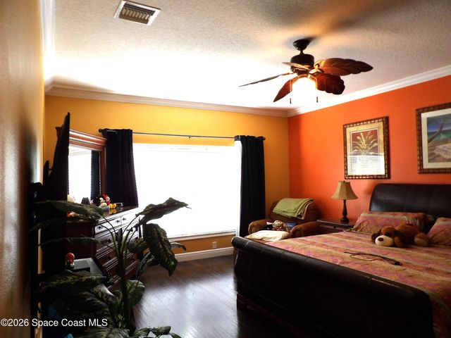 315 Bryn Mawr Avenue NE, Palm Bay, FL 32907