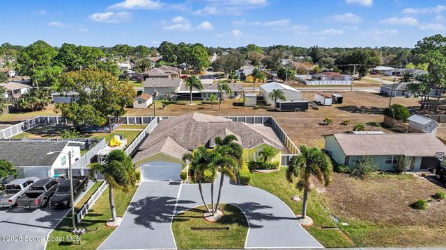 315 Bryn Mawr Avenue NE, Palm Bay, FL 32907