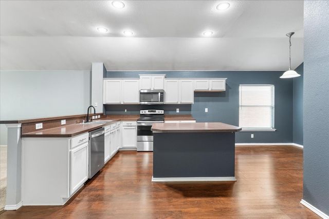 1028 Kimbro Drive, Forney, TX 75126