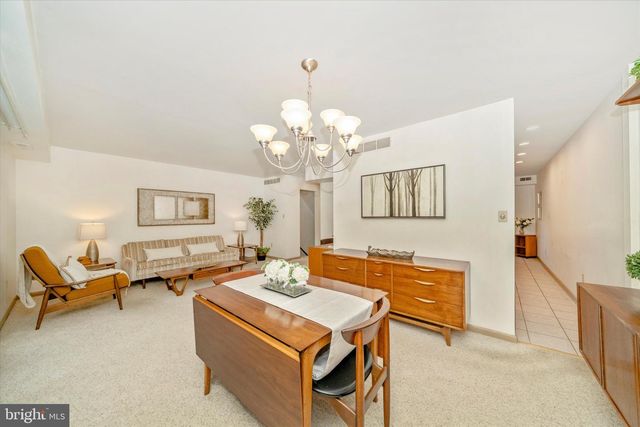 10265 WINDSTREAM DR, Columbia, MD 21044