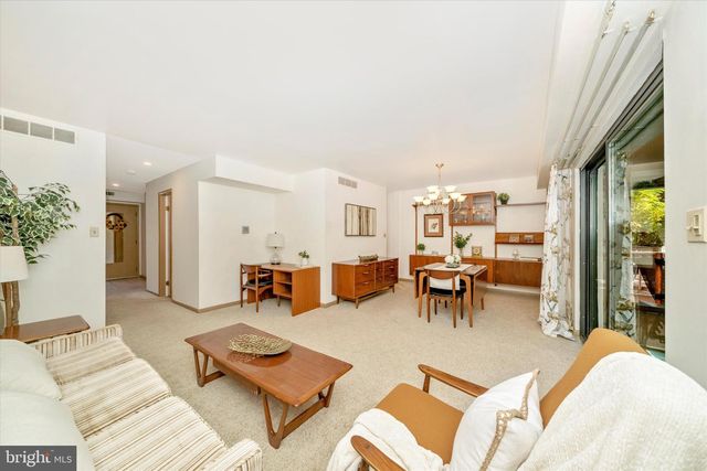 10265 WINDSTREAM DR, Columbia, MD 21044