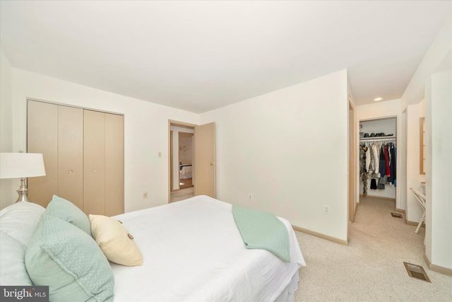 10265 WINDSTREAM DR, Columbia, MD 21044