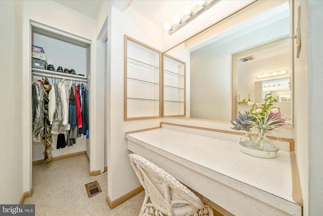 10265 WINDSTREAM DR, Columbia, MD 21044