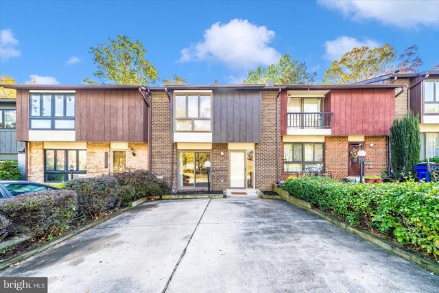 10265 WINDSTREAM DR, Columbia, MD 21044