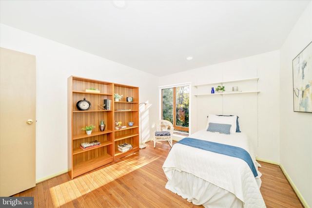 10265 WINDSTREAM DR, Columbia, MD 21044