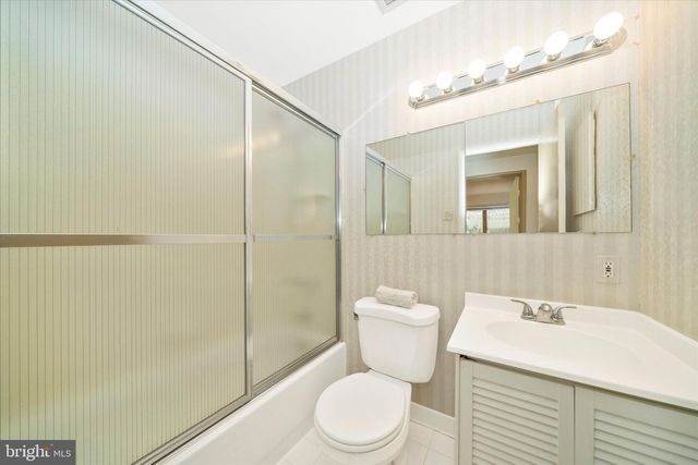 10265 WINDSTREAM DR, Columbia, MD 21044