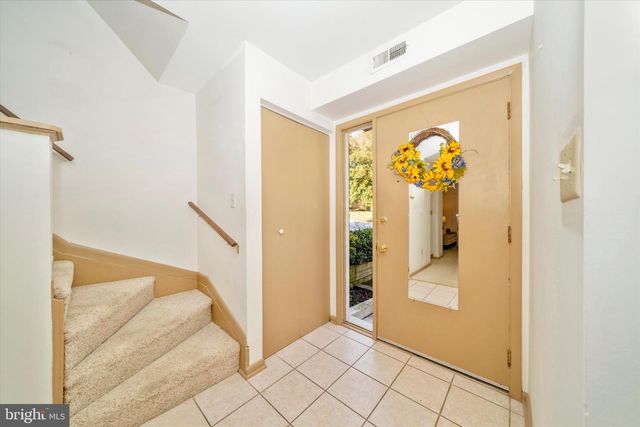 10265 WINDSTREAM DR, Columbia, MD 21044