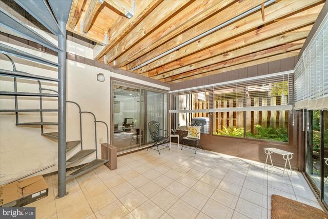 10265 WINDSTREAM DR, Columbia, MD 21044