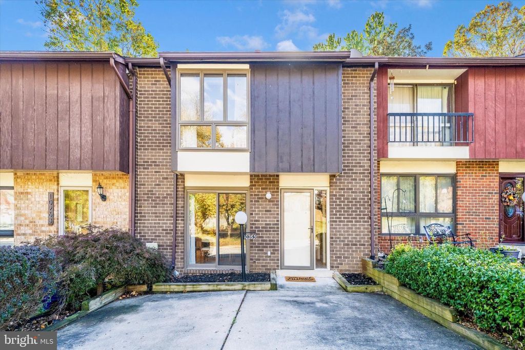 10265 WINDSTREAM DR, Columbia, MD 21044