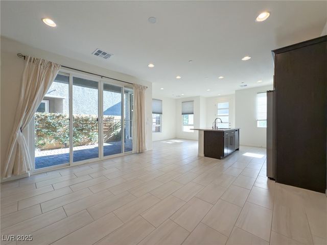 24 Kimberlite Drive, Henderson, NV 89011