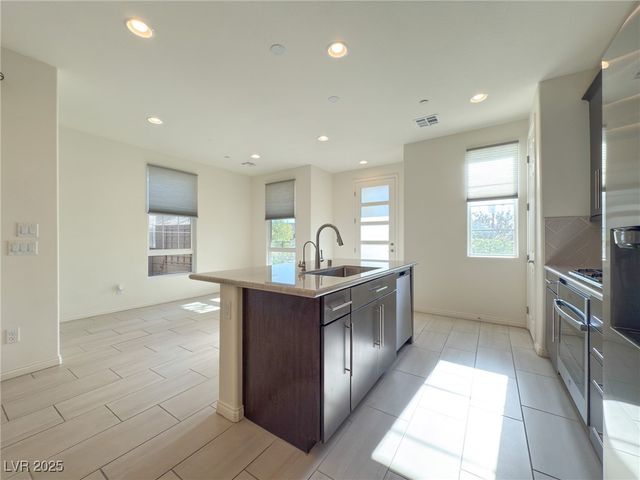 24 Kimberlite Drive, Henderson, NV 89011