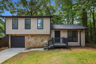 600 Maple Drive, Stone Mountain, GA 30083