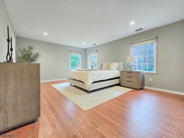 17 Mullen Ln, Lafayette Twp., NJ 07848