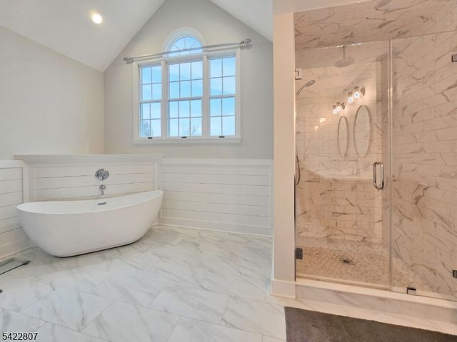 17 Mullen Ln, Lafayette Twp., NJ 07848