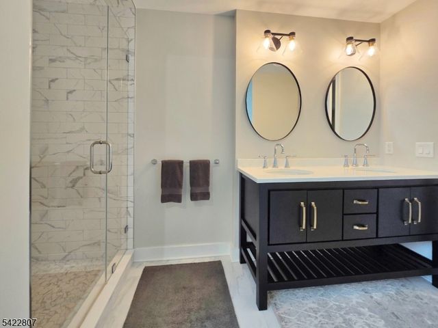 17 Mullen Ln, Lafayette Twp., NJ 07848