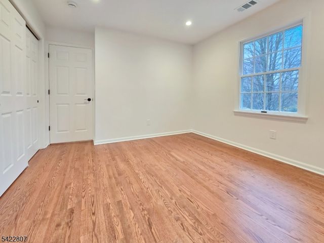 17 Mullen Ln, Lafayette Twp., NJ 07848