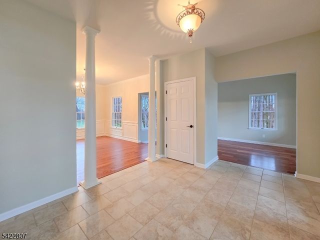 17 Mullen Ln, Lafayette Twp., NJ 07848