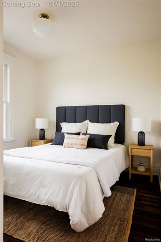 2160 Holcomb Street, Detroit, MI 48214