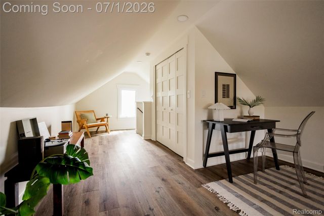 2160 Holcomb Street, Detroit, MI 48214
