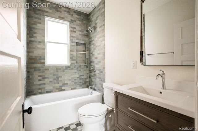 2160 Holcomb Street, Detroit, MI 48214