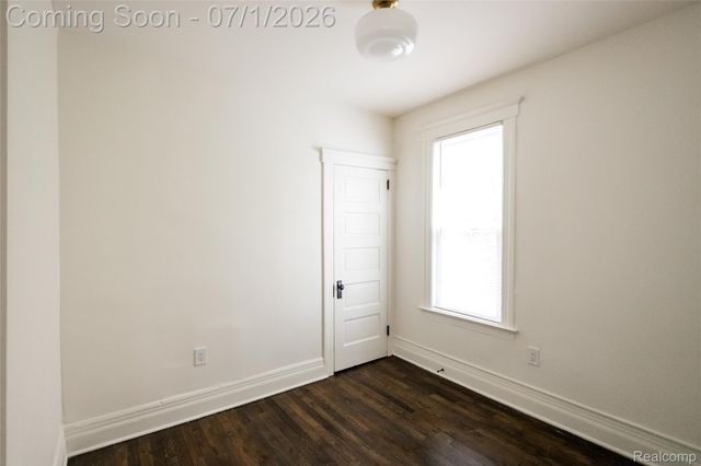 2160 Holcomb Street, Detroit, MI 48214