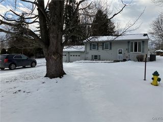 313 Idlewood Boulevard, Van Buren, NY 13027