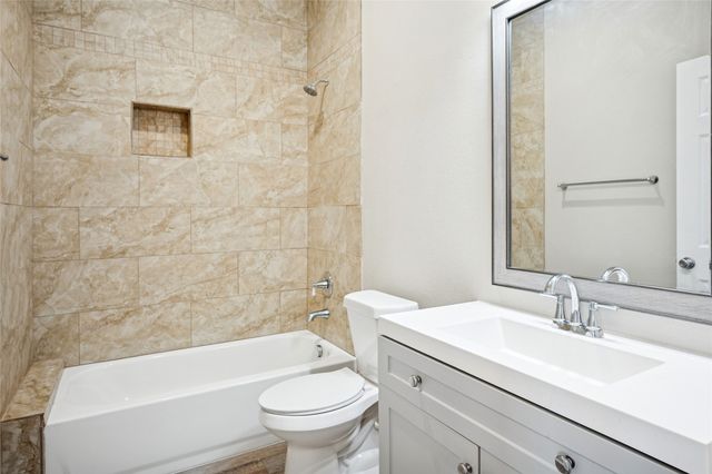 516-518 Wood Drive, Gunter, TX 75058