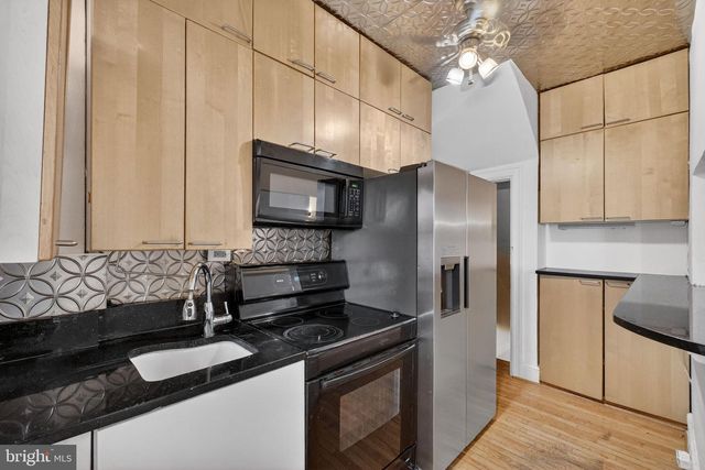 206 CROMWELL TER NE, Washington, DC 20002