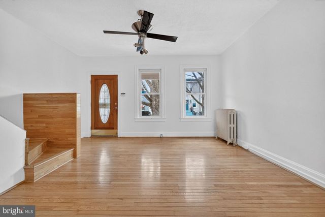 206 CROMWELL TER NE, Washington, DC 20002